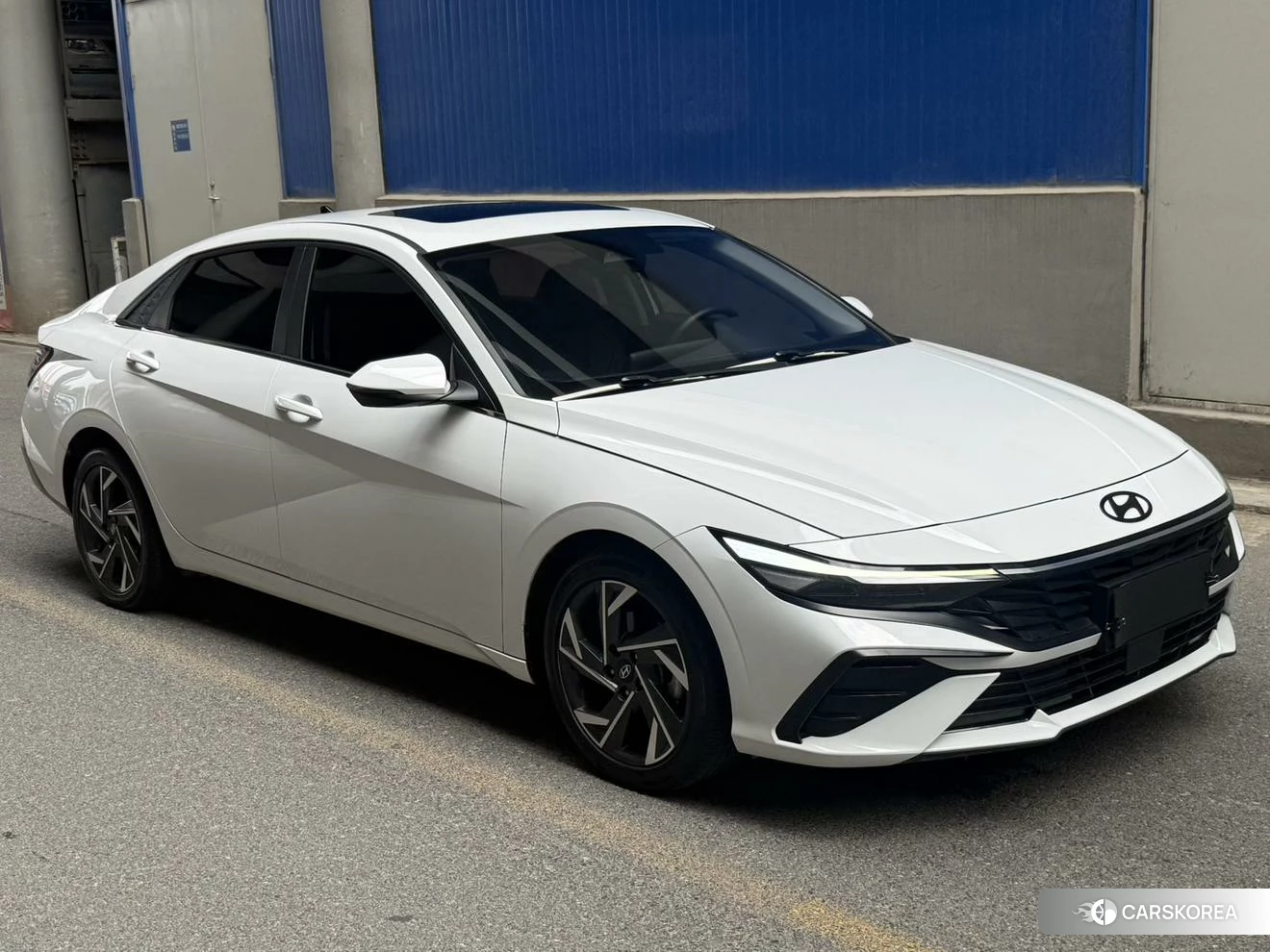 Hyundai Elantra id 4492691 из Китая 16