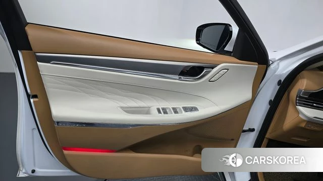 Hyundai The New Grandeur IG Hybrid id 4470655 из Кореи 16