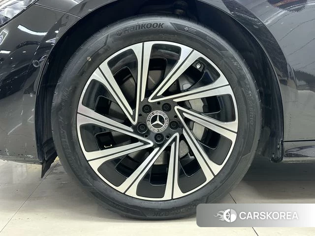 Mercedes-Benz E-class id 4275448 из Китая 16
