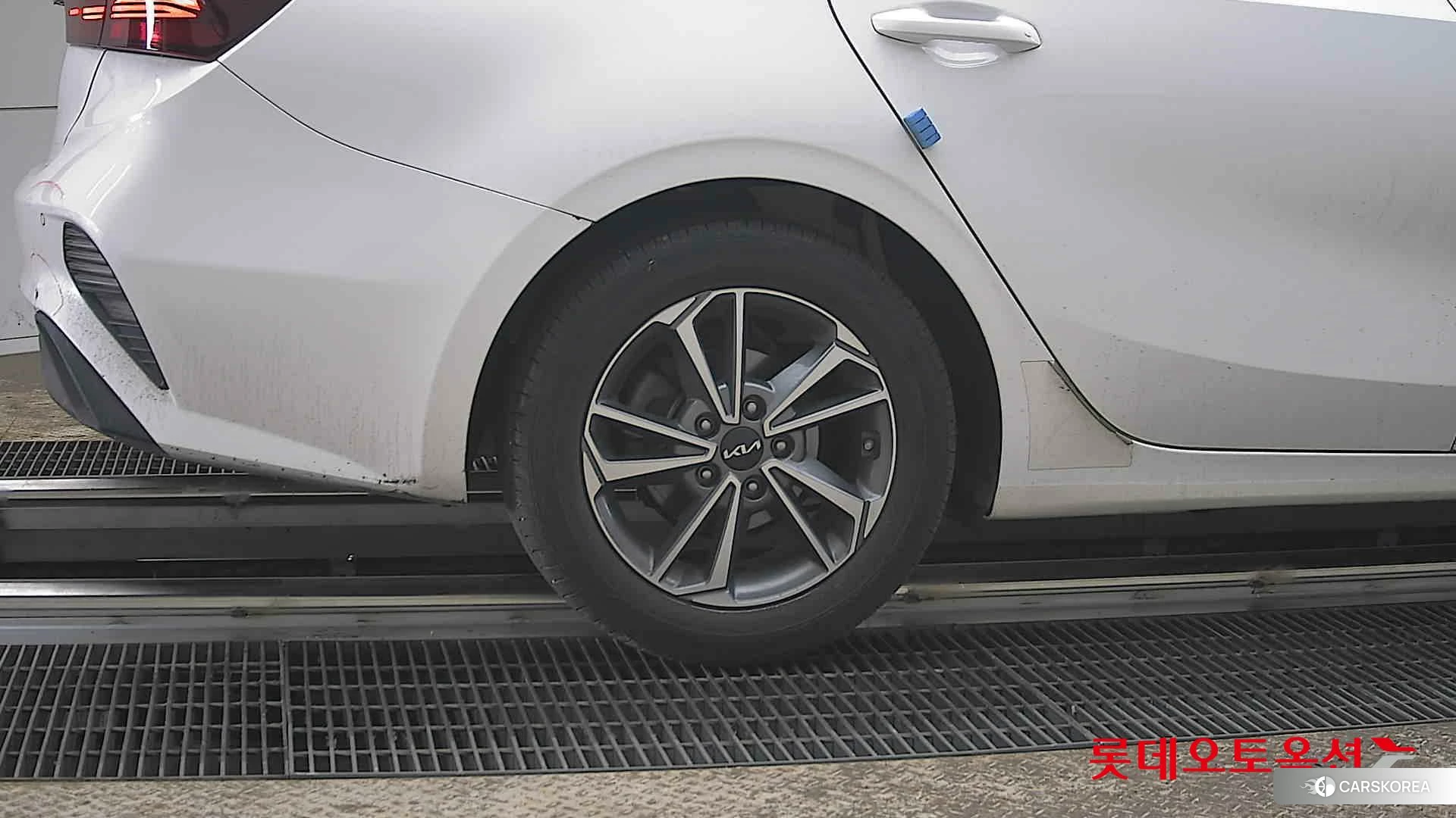 Kia K3 id 3869425 из Кореи 16