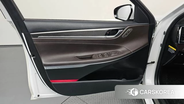 Hyundai Grandeur IG id 4203900 из Кореи 16