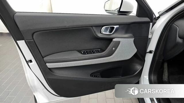 Polestar Polestar 2 id 4500842 из Кореи 16