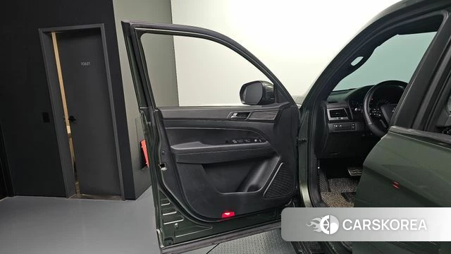 Ssangyong The New Rexton Sports Cannes id 4396264 из Кореи 16