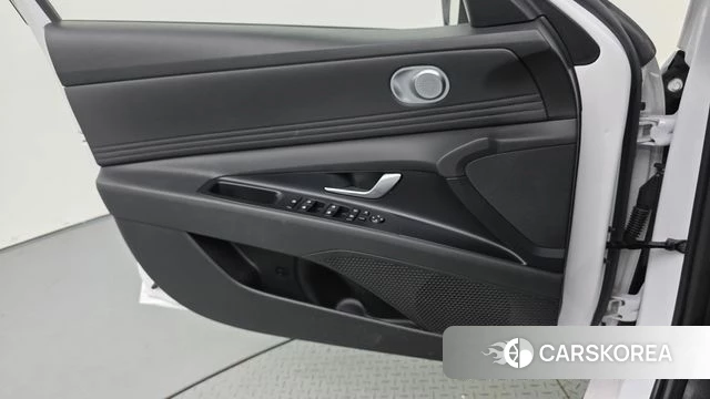 Hyundai The New Avante (CN7) id 4635407 из Кореи 16