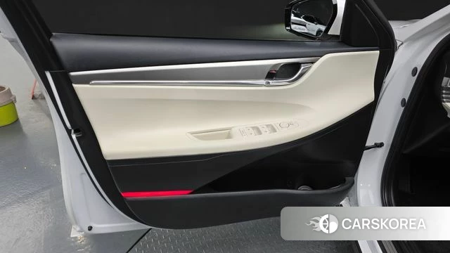Hyundai The New Grandeur IG Hybrid id 4361338 из Кореи 16