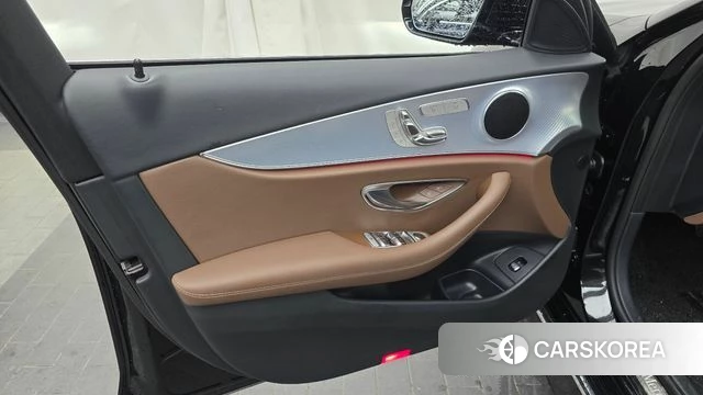 Mercedes-Benz E-Class W213 id 4568249 из Кореи 16