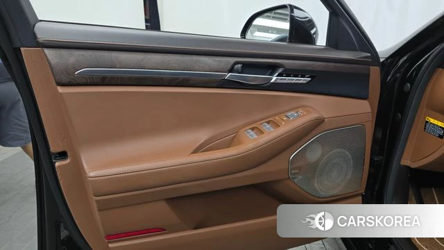 Genesis G90 id 4638043 из Кореи 16