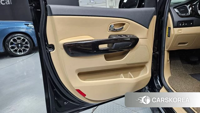 Kia The New Carnival id 4551943 из Кореи 16