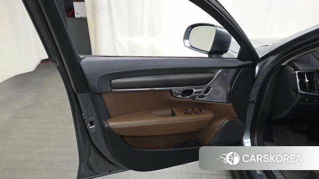 Volvo V90 Cross-Country id 4693877 из Кореи 16