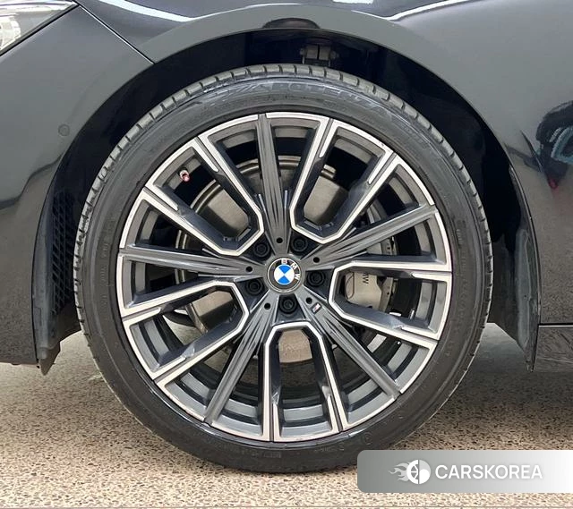BMW 7 series id 3902341 из Китая 16