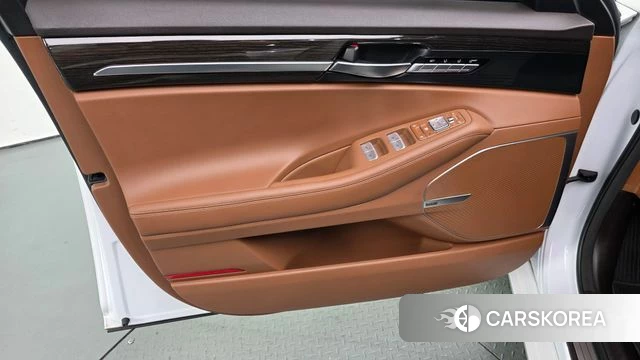 Genesis G90 id 4882279 из Кореи 16