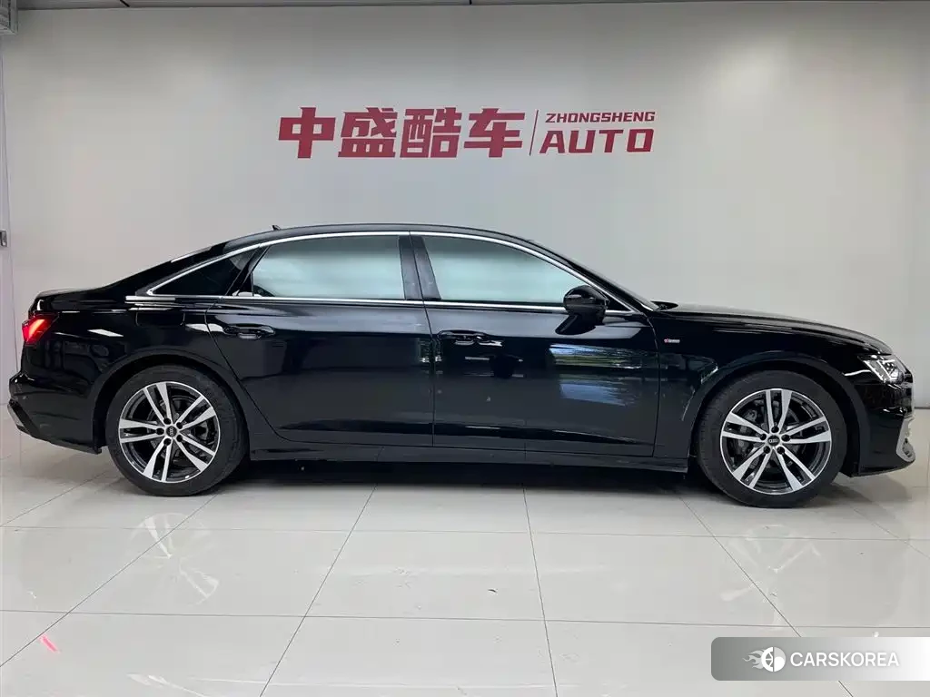 Audi A6L id 4514303 из Китая 16