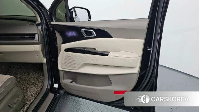 Kia Carnival 4th generation id 4433705 из Кореи 16