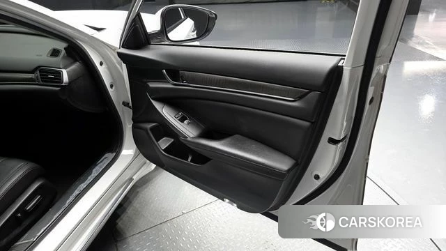 Honda Accord 10th Generation id 4331304 из Кореи 16