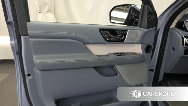 Lincoln Navigator 4th generation id 4792533 из Кореи 16