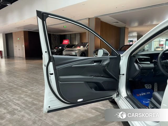 Toyota Camry id 4359135 из Китая 16