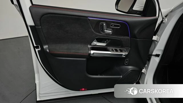 Mercedes-Benz GLB-Class X247 id 4186203 из Кореи 16