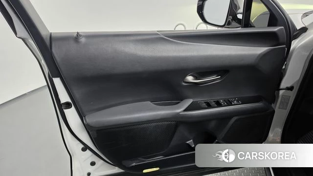 Lexus UX250h id 4849783 из Кореи 16