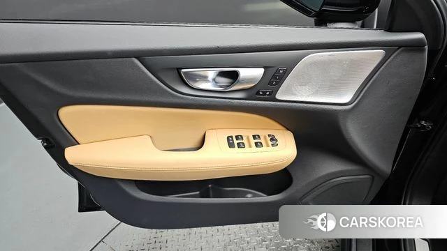 Volvo V60 Cross-Country 2nd Generation id 4748829 из Кореи 16