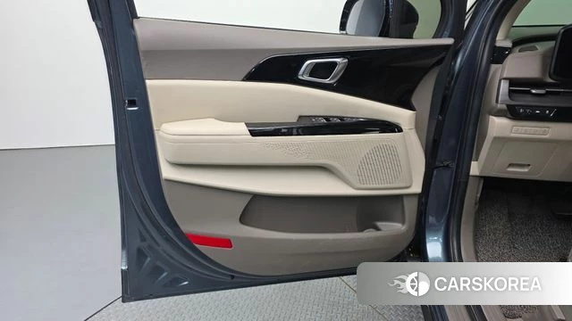 Kia Carnival 4th generation id 4245239 из Кореи 16