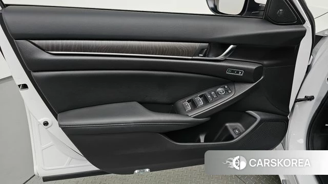 Honda Accord 10th Generation id 4550103 из Кореи 16
