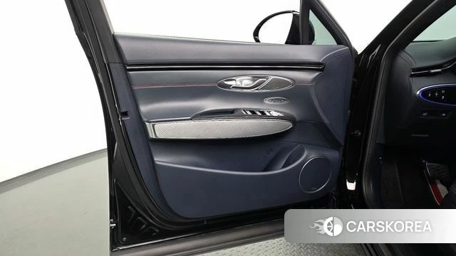 Genesis GV70 id 4518993 из Кореи 16