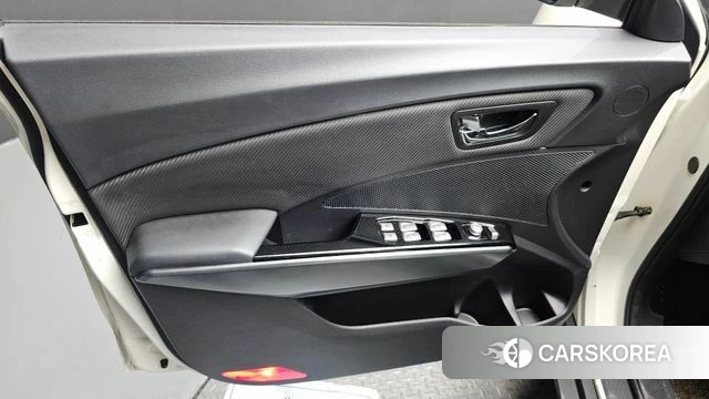 Ssangyong Tivoli Armor id 4435595 из Кореи 16