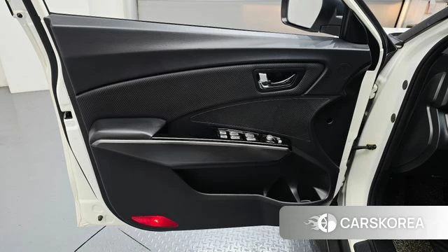 Ssangyong Tivoli Air id 4520668 из Кореи 16