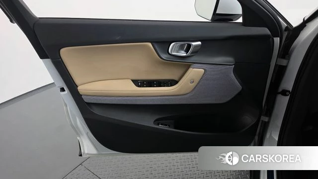 Polestar Polestar 2 id 4881116 из Кореи 16