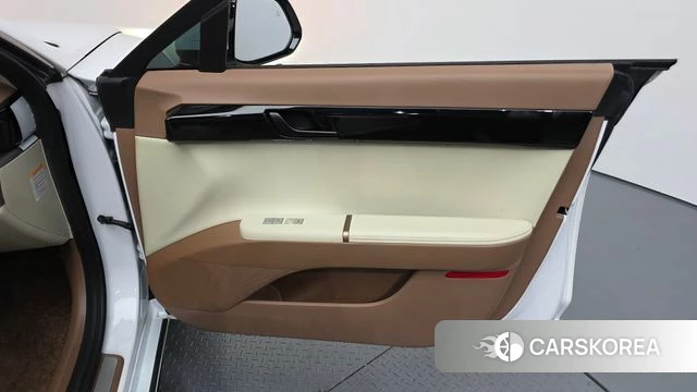 Hyundai Grandeur Hybrid (GN7) id 4329619 из Кореи 16