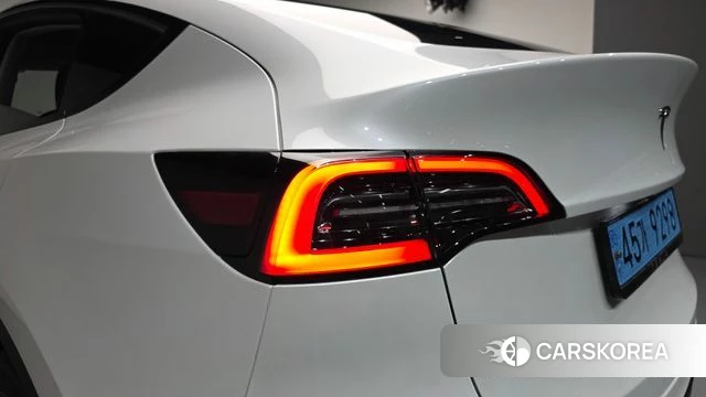 Tesla Model Y id 4773467 из Кореи 16