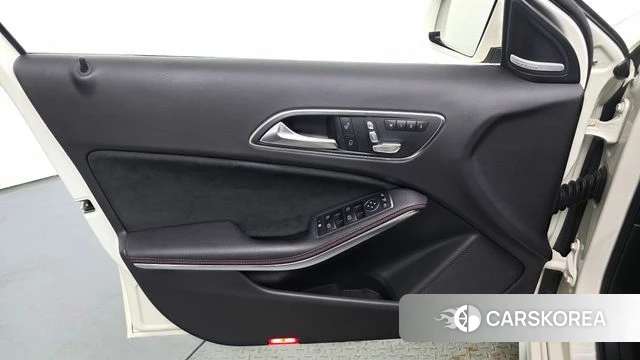 Mercedes-Benz A-Class W176 id 4737672 из Кореи 16