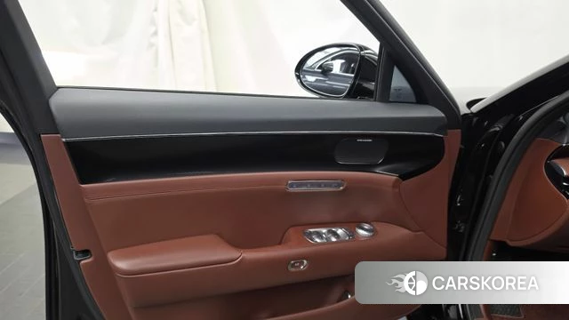 Genesis G90 (RS4) id 4774482 из Кореи 16
