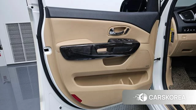Kia The New Carnival id 4615303 из Кореи 16