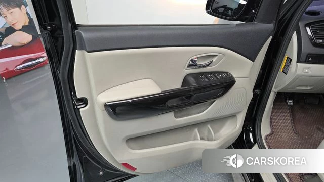 Kia The New Carnival id 4713228 из Кореи 16