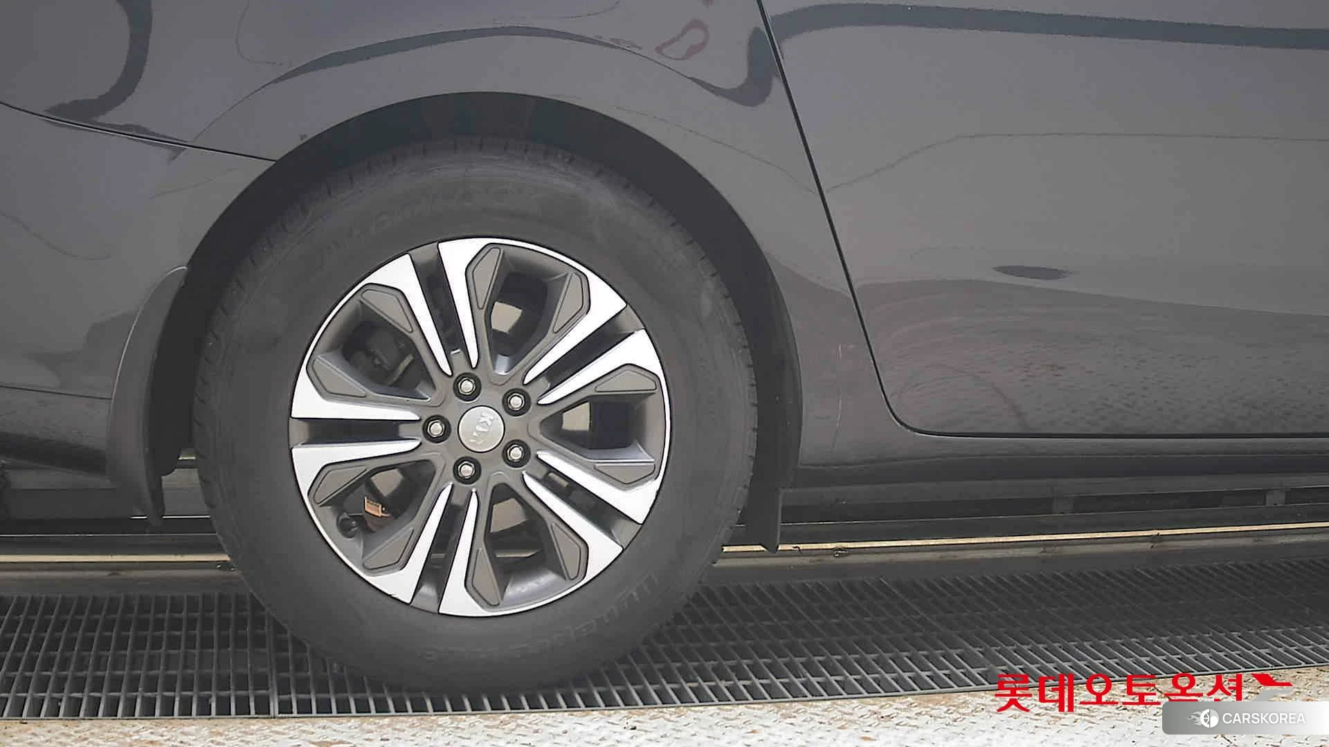 Kia Carnival id 4909248 из Кореи 16