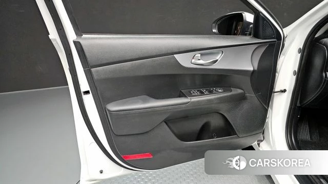 Kia The New K3 2nd generation id 4389389 из Кореи 16
