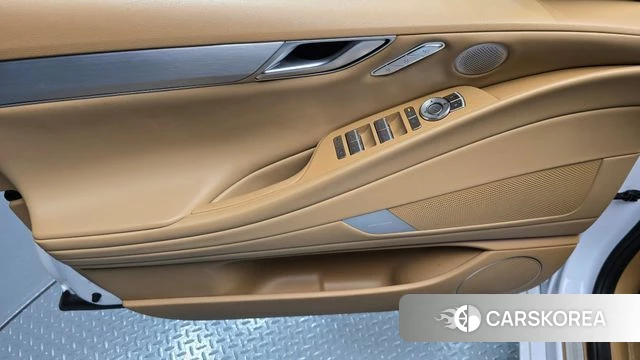 Genesis G80 (RG3) id 4749261 из Кореи 16