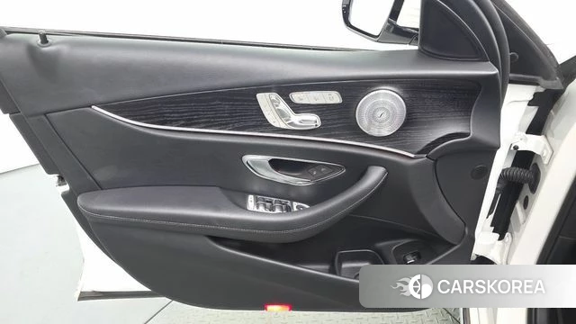 Mercedes-Benz E-Class W213 id 4737615 из Кореи 16