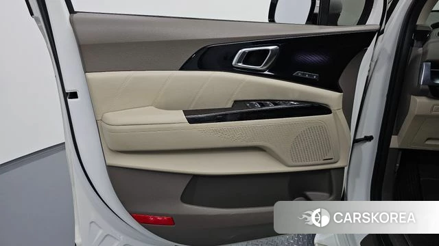 Kia Carnival 4th generation id 4529082 из Кореи 16
