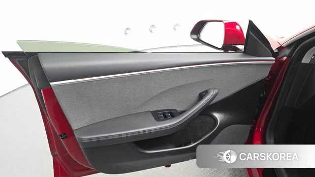 Tesla Model 3 id 4757339 из Кореи 16