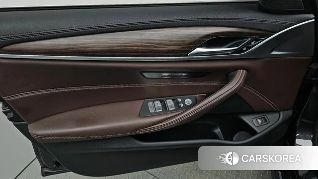 BMW 5 Series (G30) id 4383694 из Кореи 16