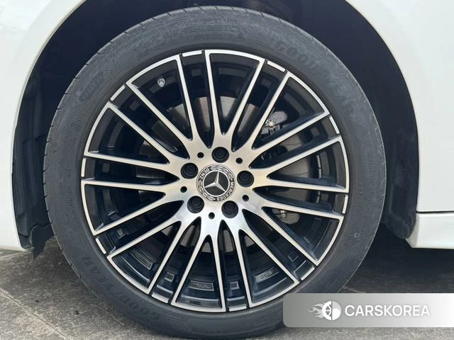 Mercedes-Benz Class C id 4314614 из Китая 16