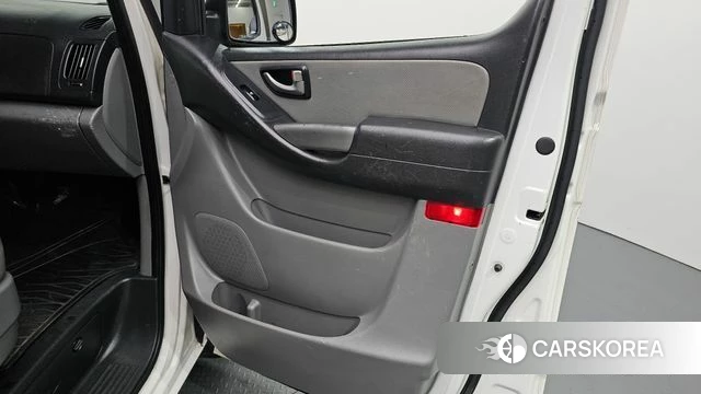 Hyundai The New Grand Starex id 4225689 из Кореи 16