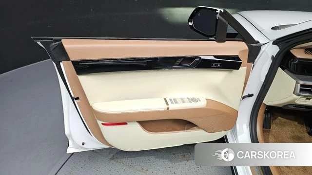 Hyundai Grandeur Hybrid (GN7) id 4388289 из Кореи 16