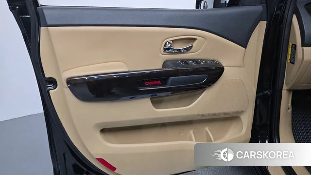 Kia The New Carnival id 4770537 из Кореи 16