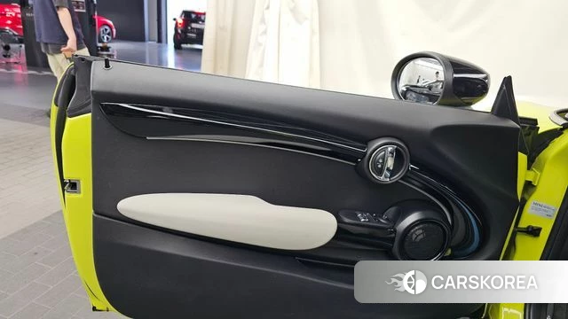 Mini Cooper S id 4665788 из Кореи 16