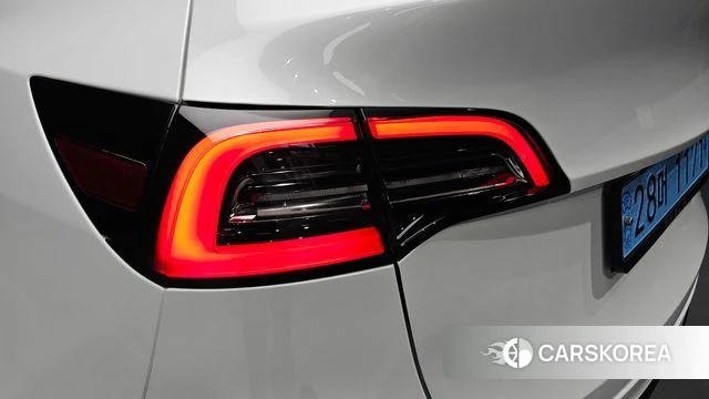 Tesla Model Y id 4523468 из Кореи 16
