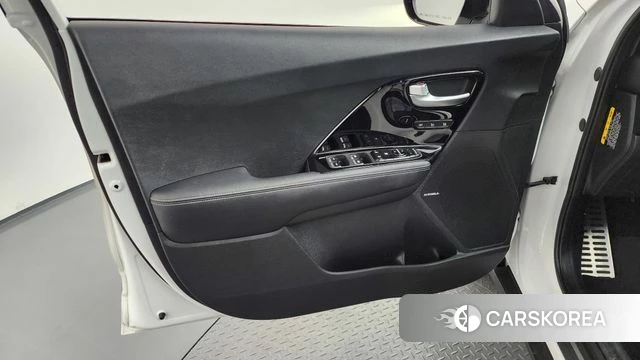Kia The New Niro id 4284423 из Кореи 16