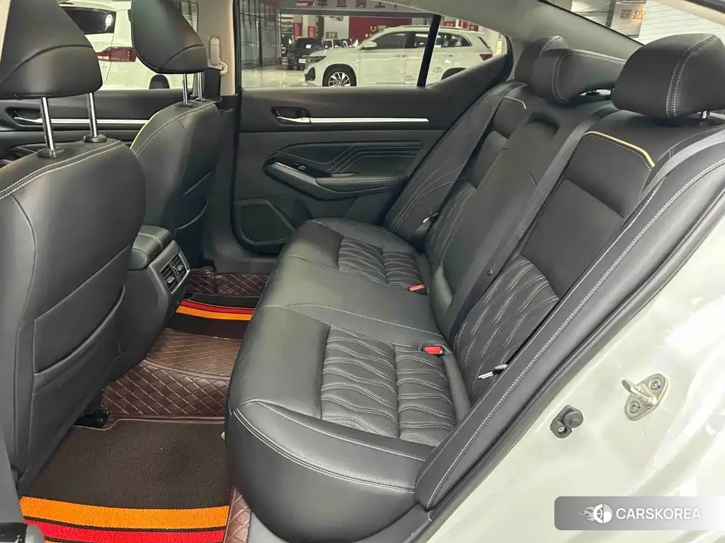 Nissan Altima id 4601801 из Китая 16